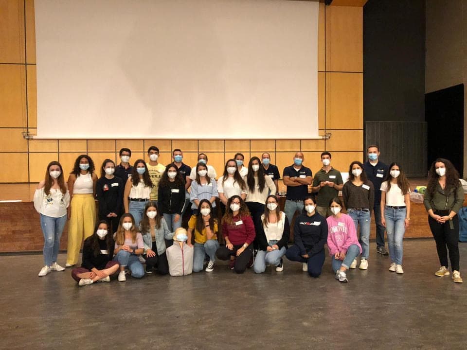 Diana Nunes — formação na Faculdade de Medicina Dentária